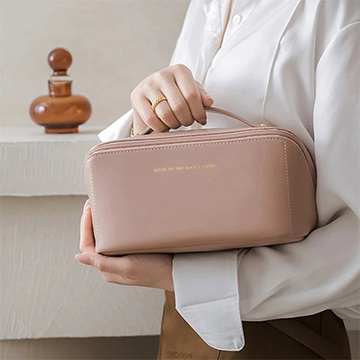 Large-Capacity Makeup Bag Leather